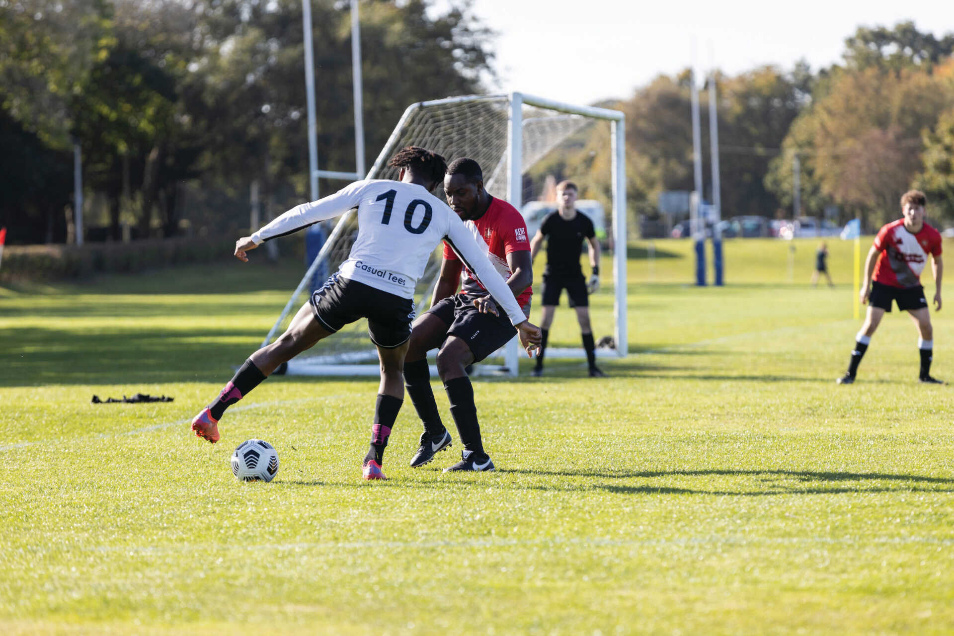 而是逐渐拥 而是逐渐拥