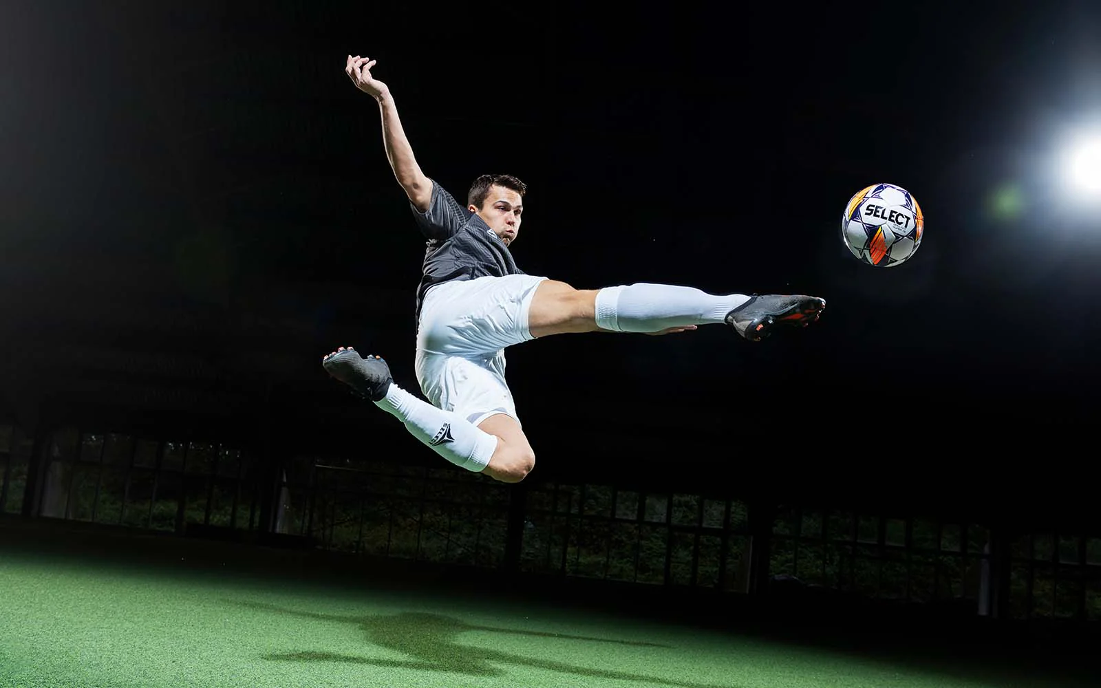 恩比德因伤 恩比德因伤